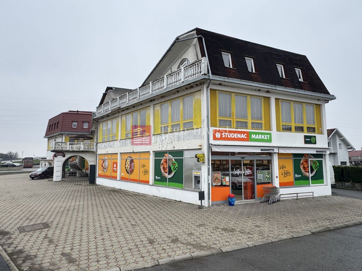 Locale commerciale SLAVONSKI BROD, 875.000 €