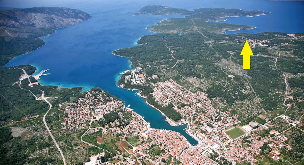 Terreno STARI GRAD, 70.000 €