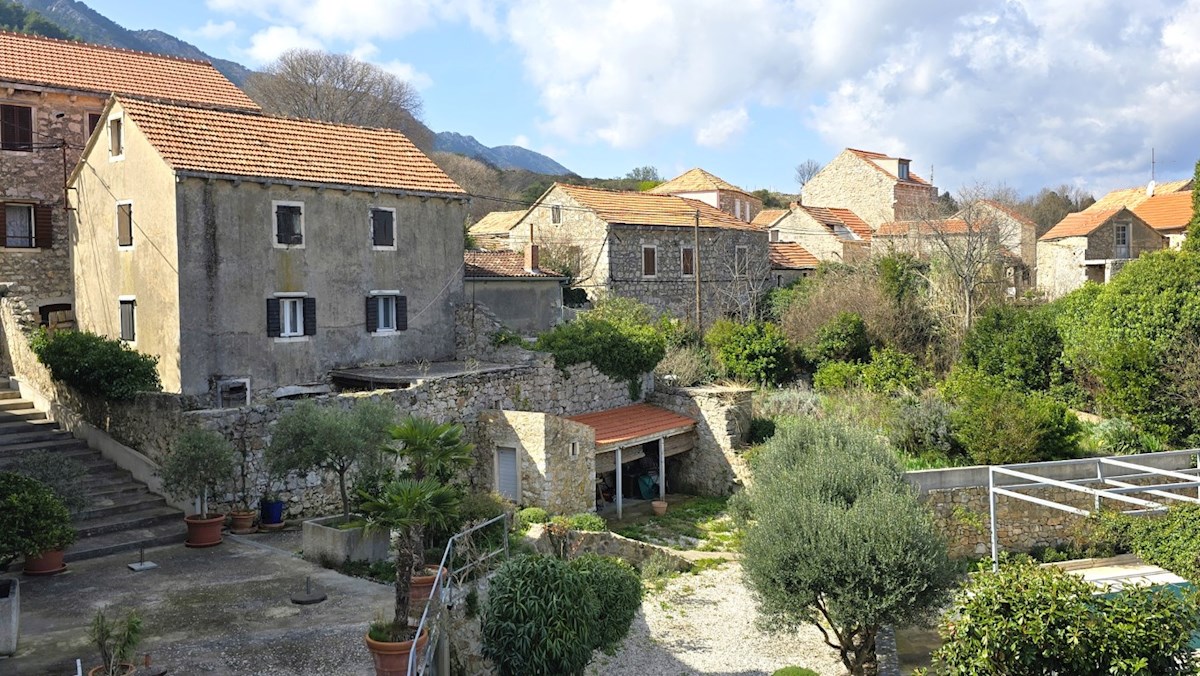 Casa HVAR, 350.000 €