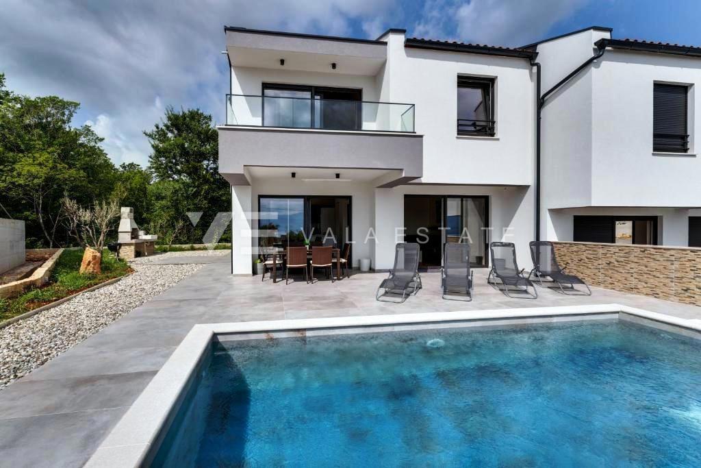 Casa KRK, 600.000 €