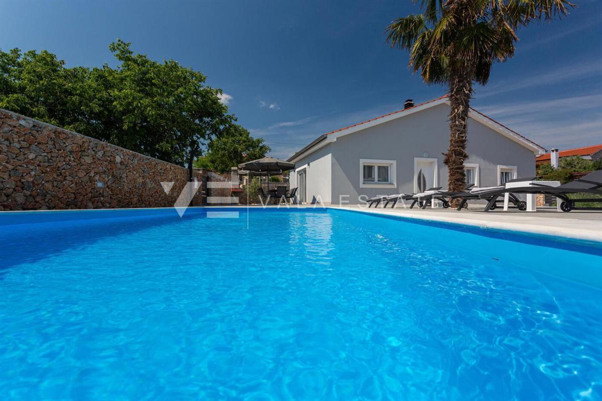 Дом KRK, 490.000 €