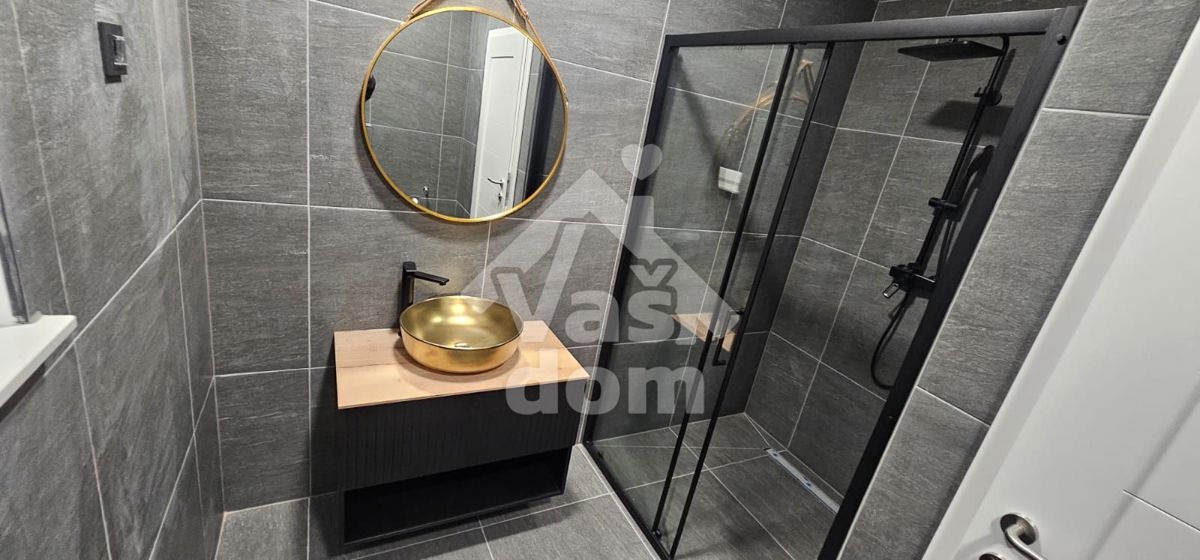 KLOKOČEVEC SAMOBORSKI