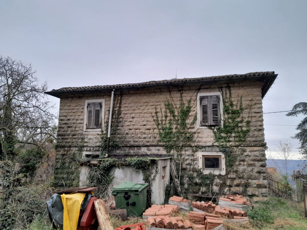 GROŽNJAN