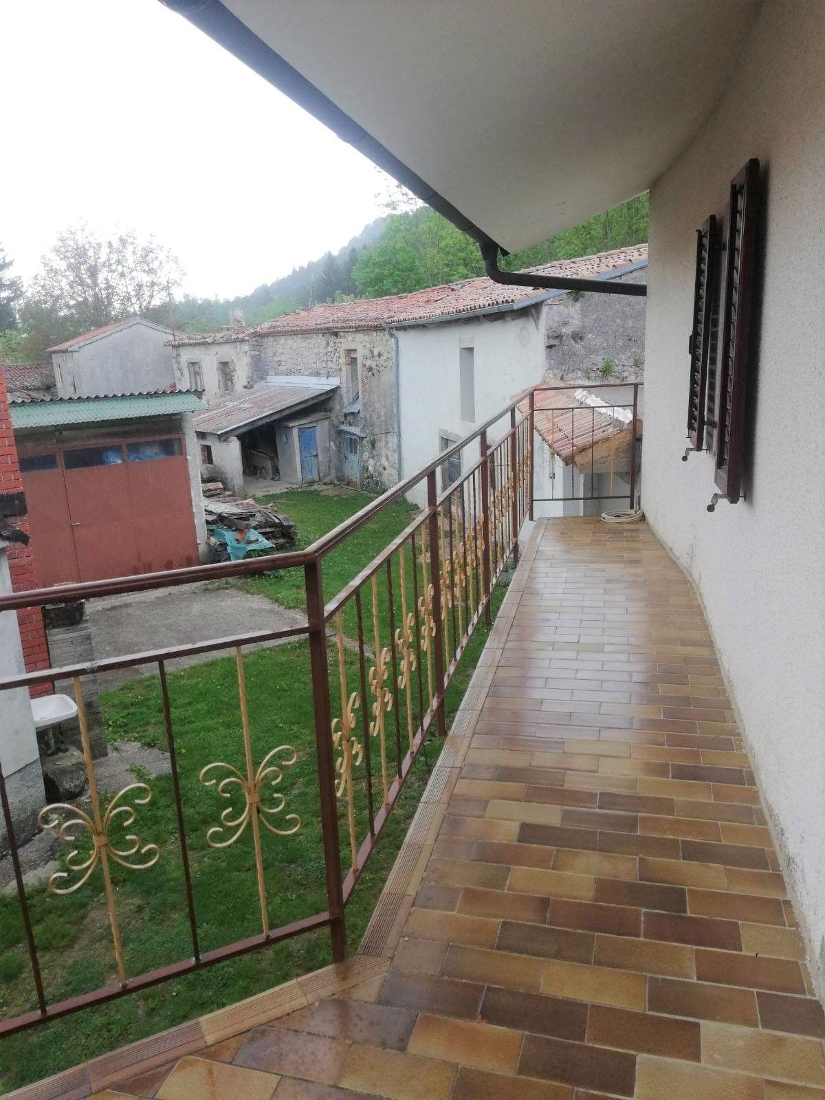 BUZET