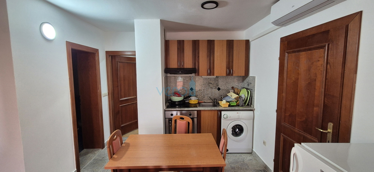 Appartamento KRK, 800 €