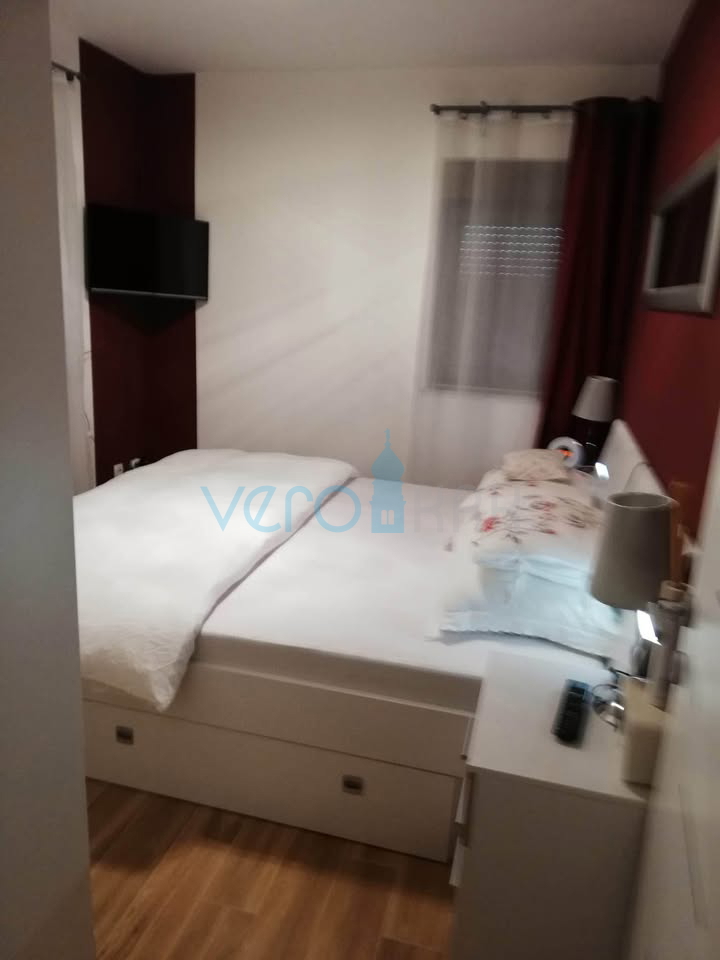 VRATA
