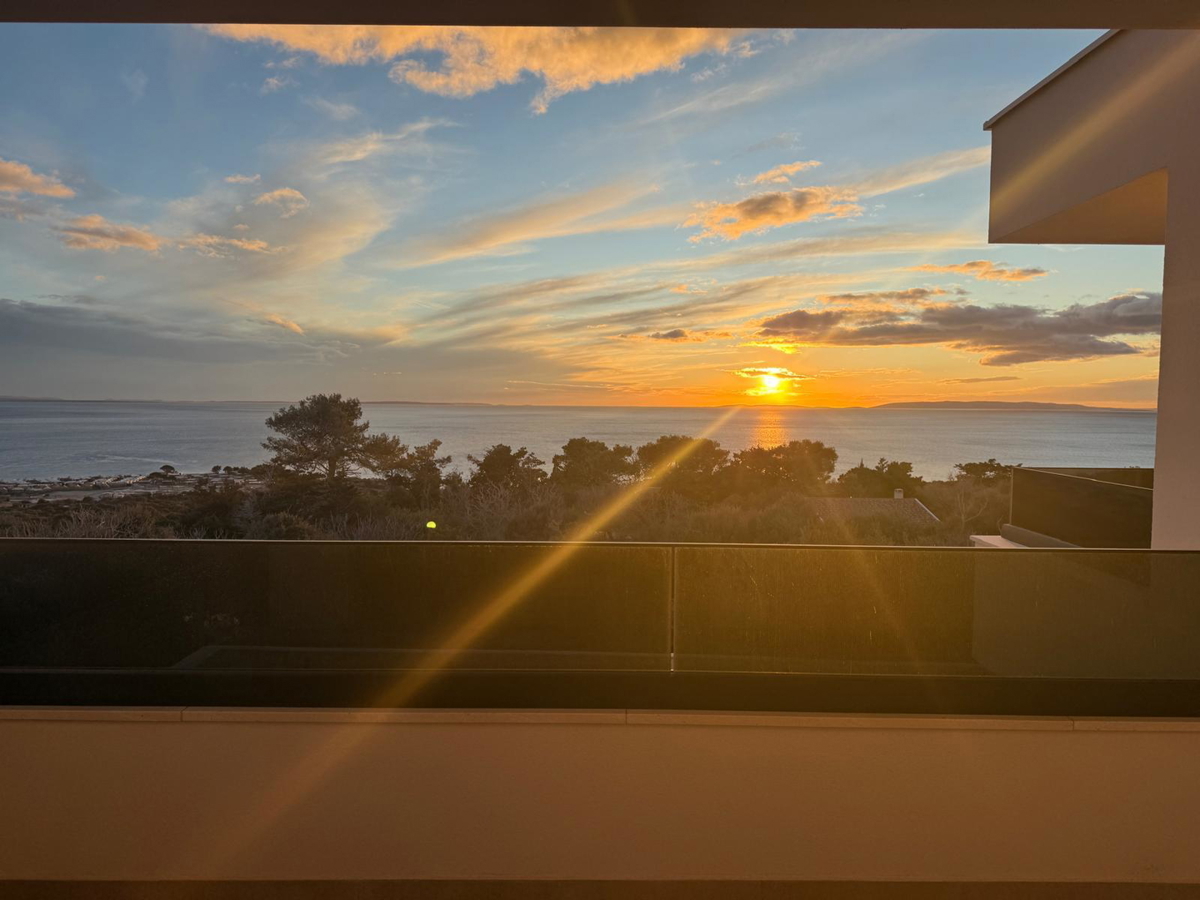 Дом NOVALJA, 970.000 €