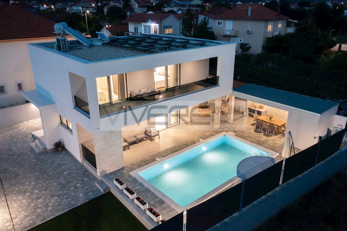 Дом SUKOŠAN, 880.000 €