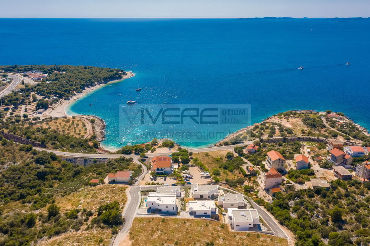 PRIMOŠTEN