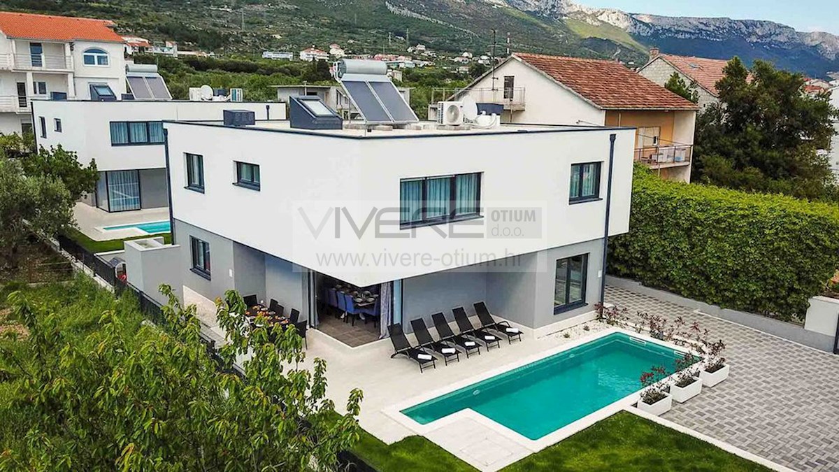 Дом KAŠTELA, 1.450.000 €
