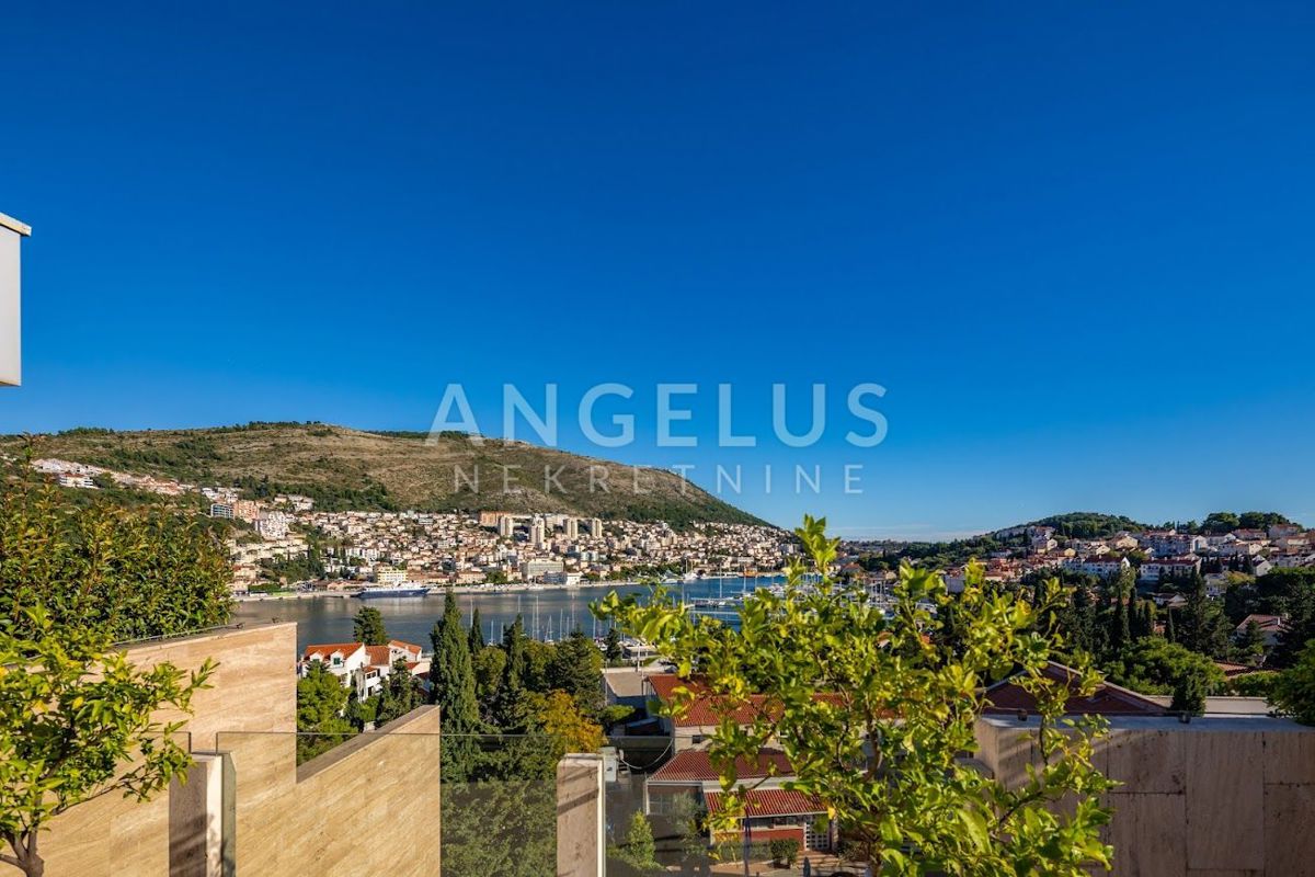 Appartamento DUBROVNIK, 1.600.000 €