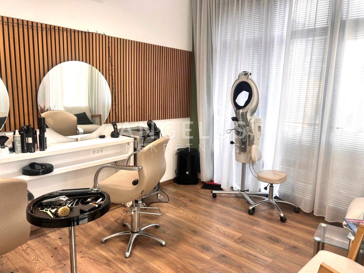 Locale commerciale SPLIT, 230.000 €