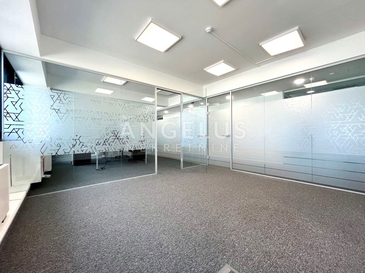 Коммерческая площадь ZAGREB, 980 €