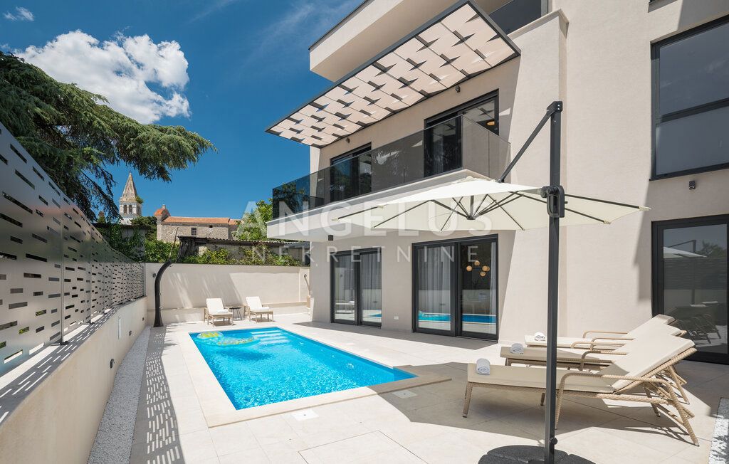 Appartamento TAR-VABRIGA, 2.800 €