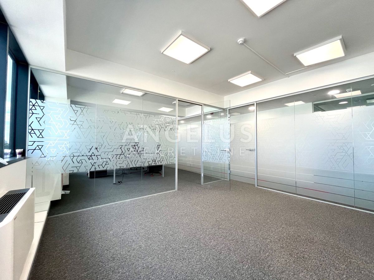 Коммерческая площадь ZAGREB, 450 €