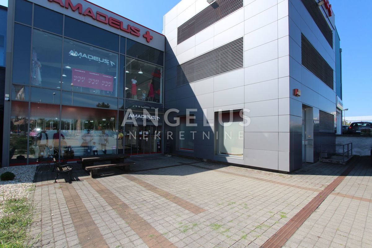 Locale commerciale ZAGREB, 2.250.000 €