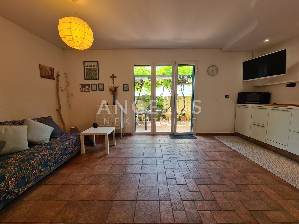 Квартира LIŽNJAN, 1.100 €