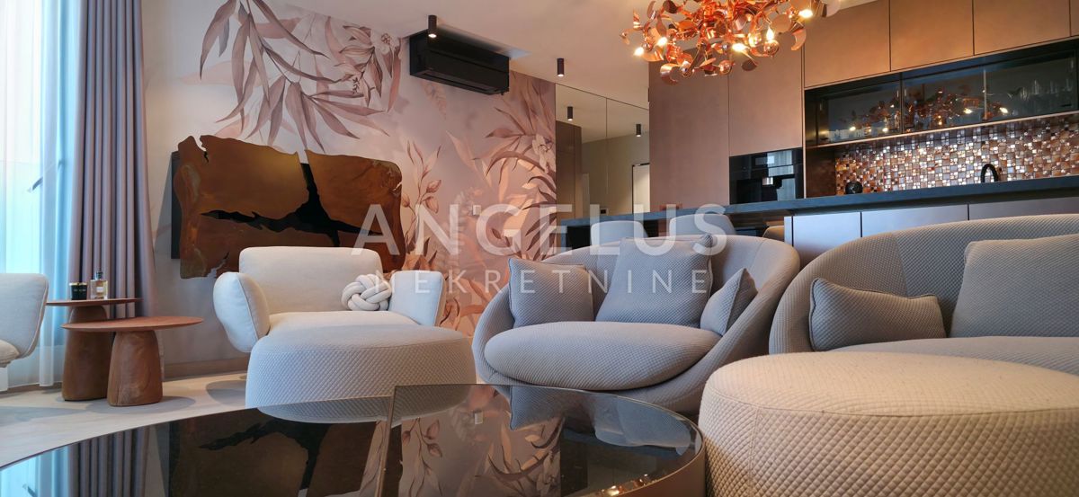 Квартира PODSTRANA, 999.000 €