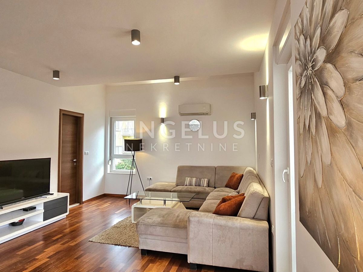 Appartamento PODSTRANA, 650.000 €