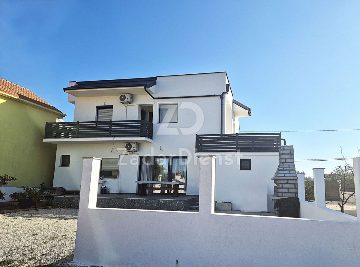 Дом SUKOŠAN, 550.000 €