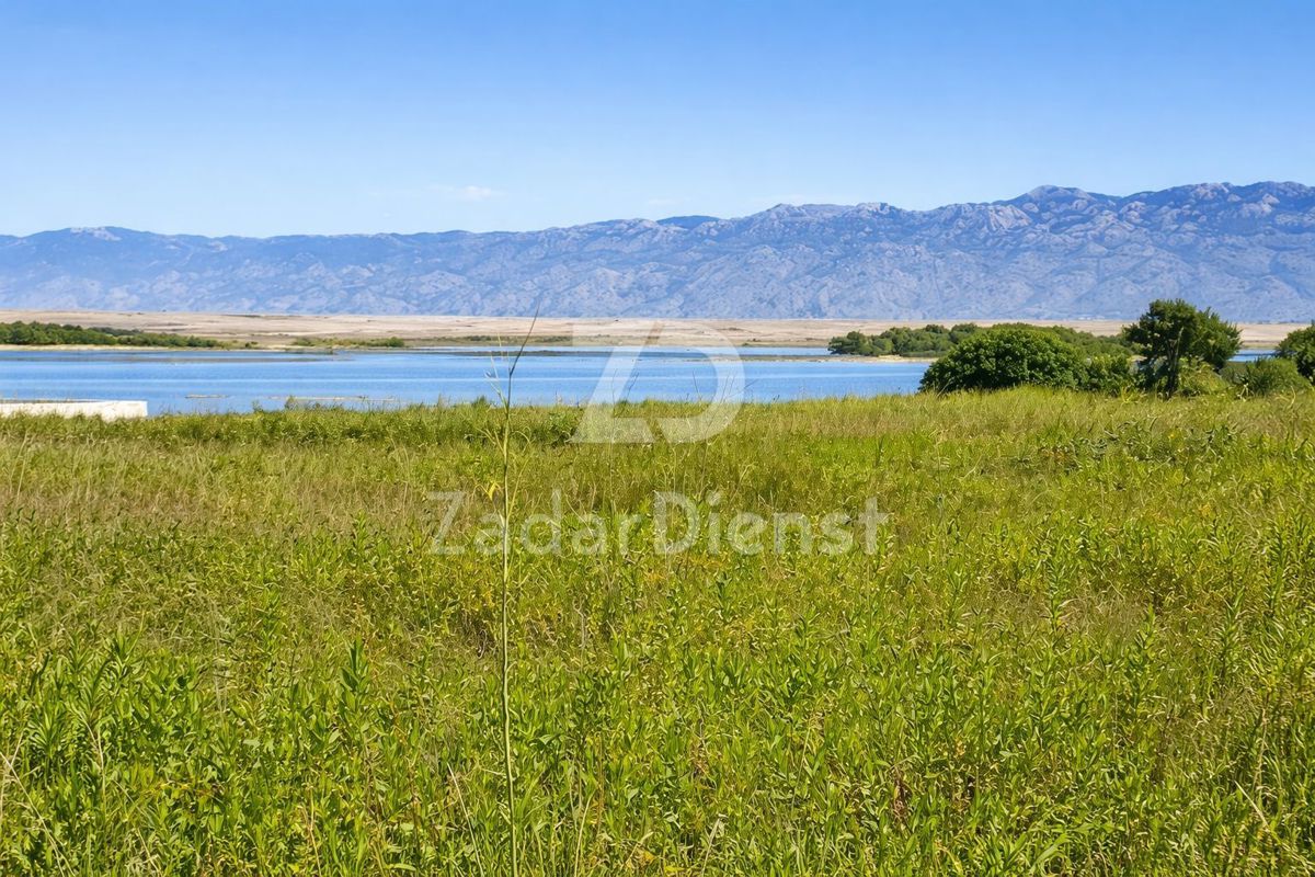 Участок PRIVLAKA, 527.000 €