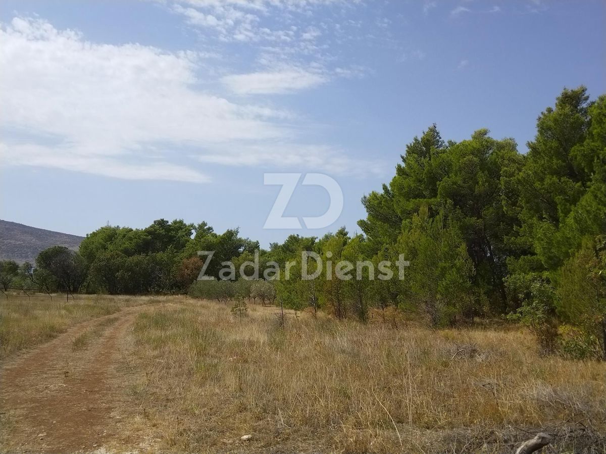 Građevinsko zemljište od 838m2 u Starigradu Paklenica – 3