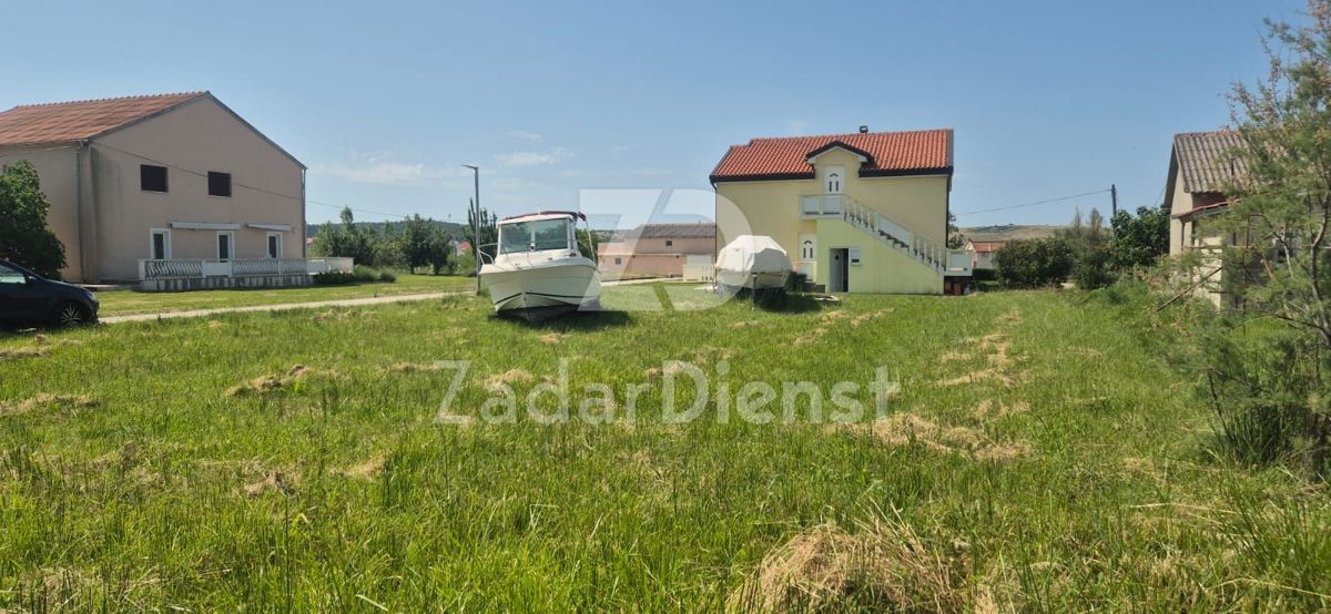 LJUBAČ