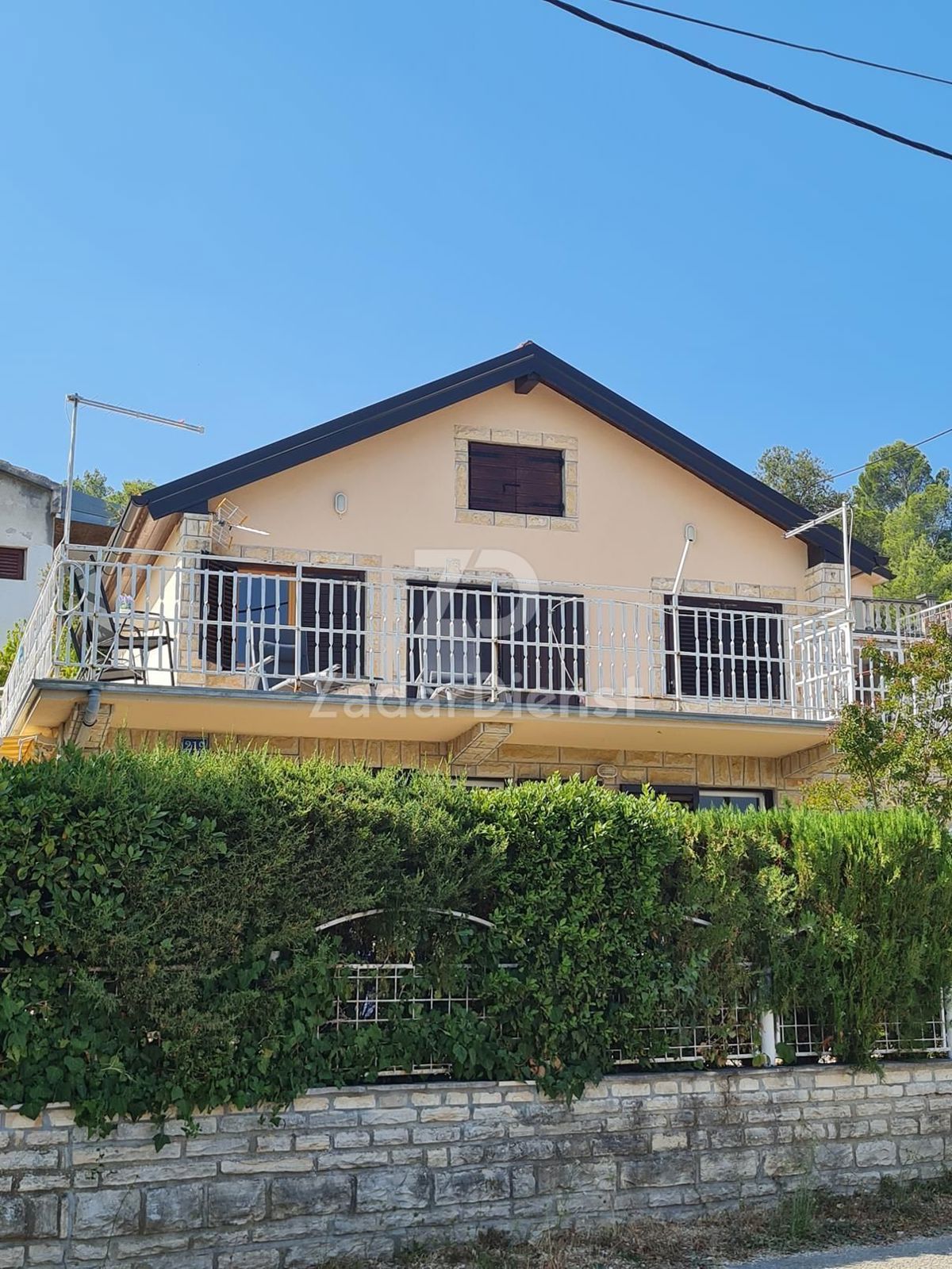 Samostojeća kuća s tri stambene jedinice s pogledom na more - Karin – 2