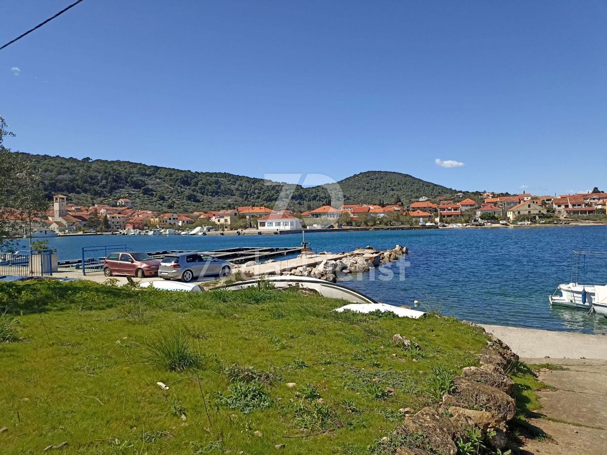 Zemljišče Veli Iž – 3