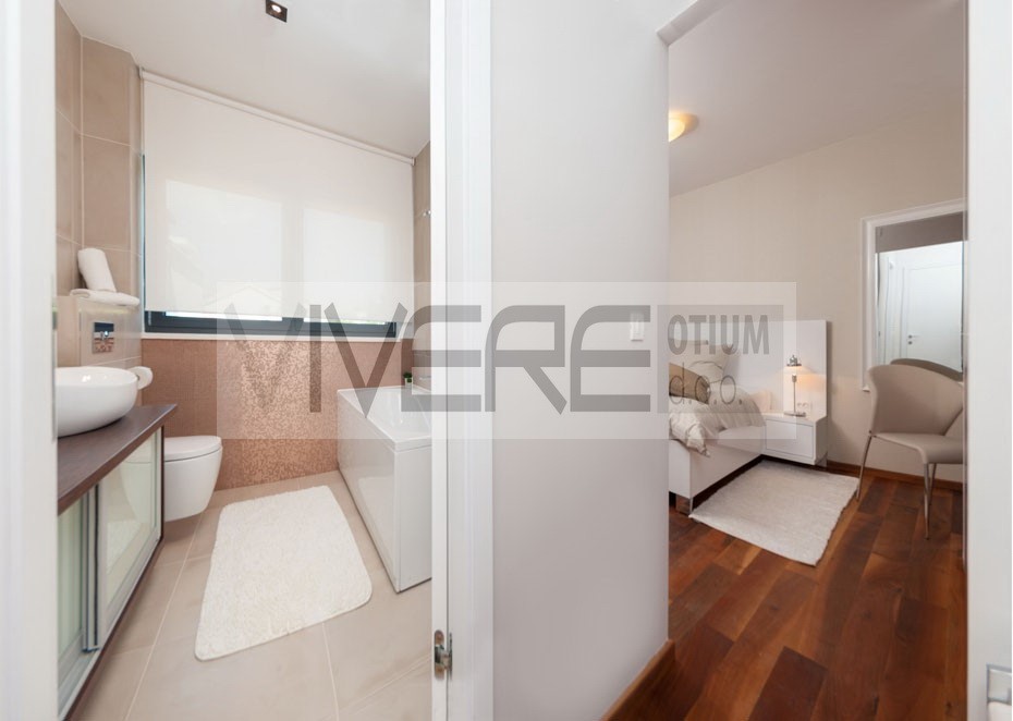 En-suite bedrooms