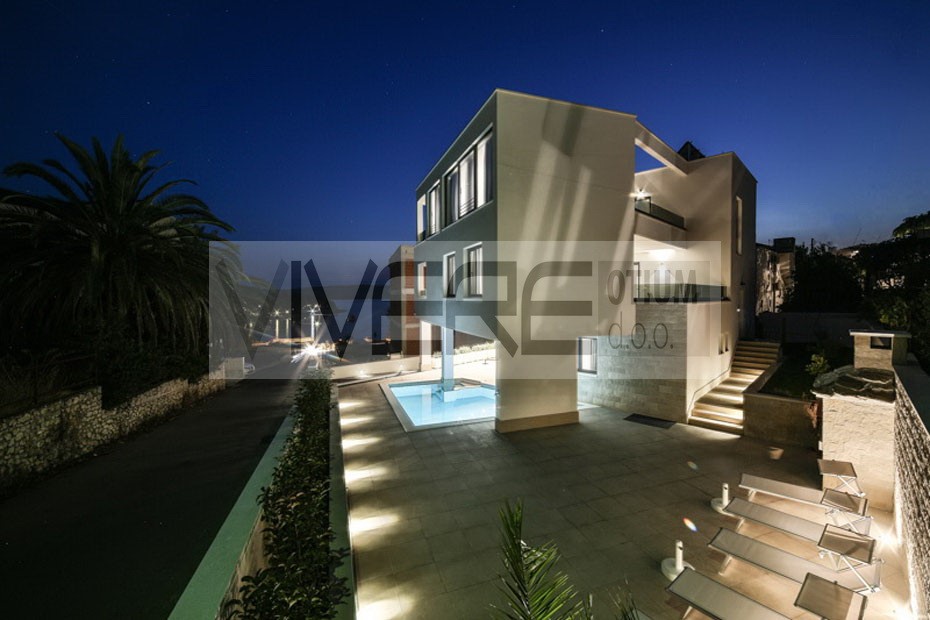 Modern architecture
