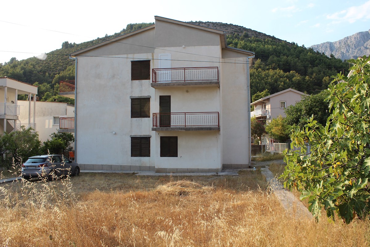 ZAOSTROG