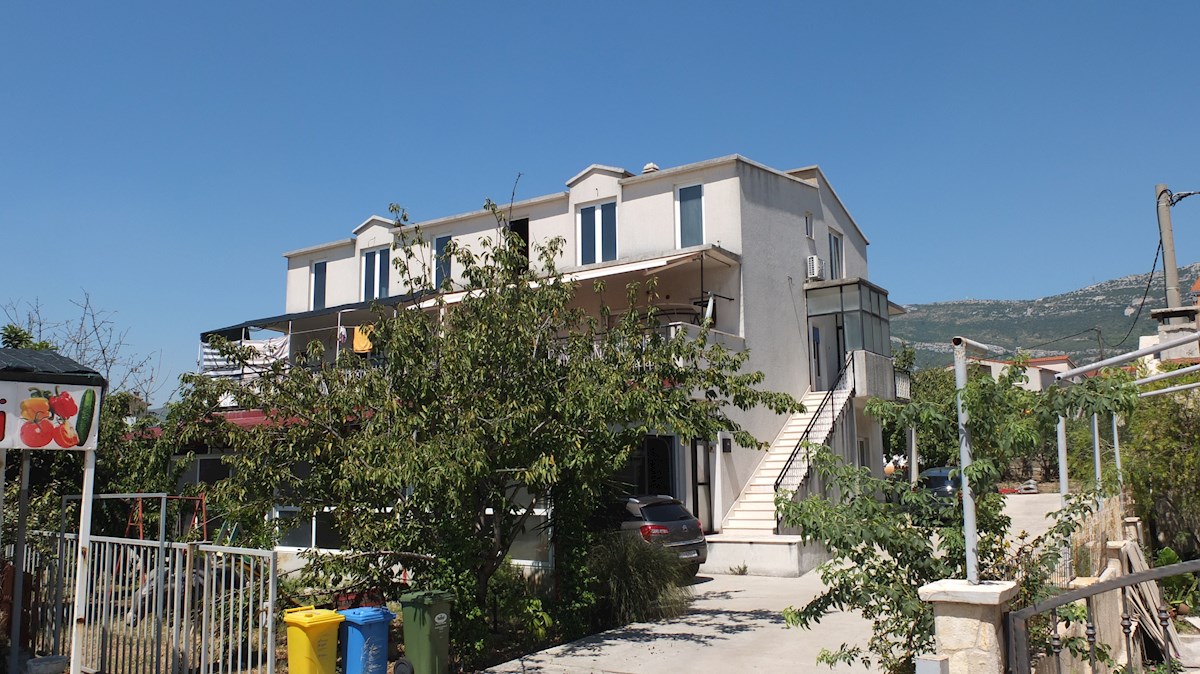 KAŠTEL STARI